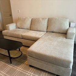 Section Reversible Couch