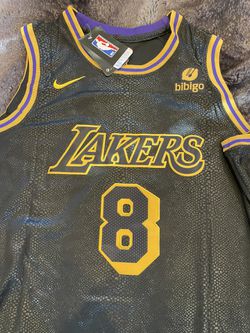 Kobe Bryant 24 Lakers Commencement Jersey In Gold for Sale in Beverly  Hills, CA - OfferUp