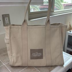 Marc Jacobs The Canvas Tote (Large)
