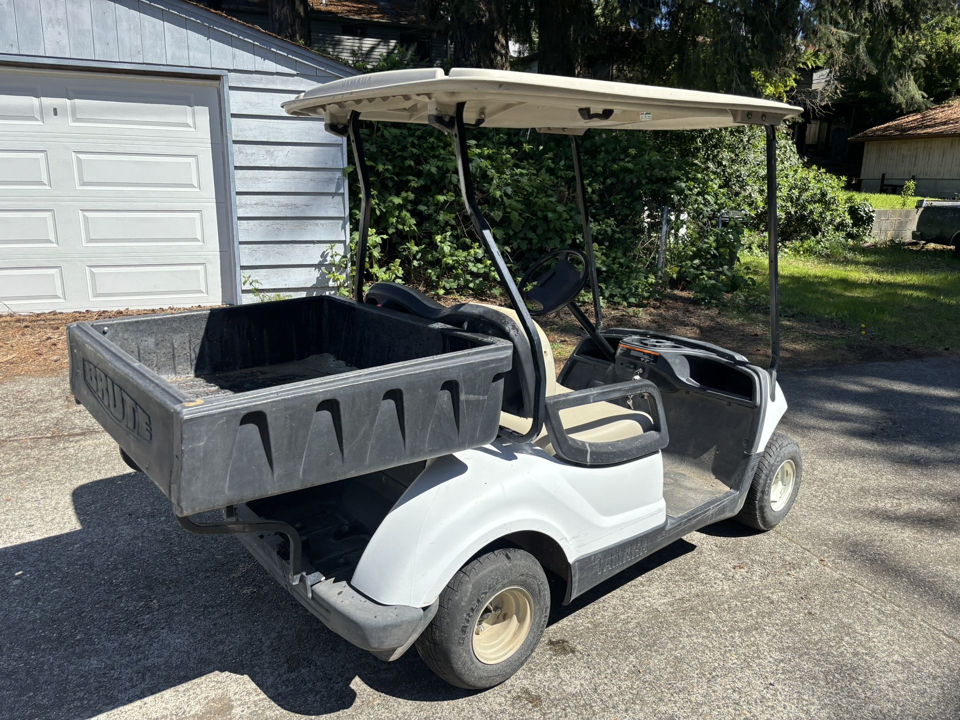 Gas Yamaha Utility Golf Cart for Sale in Seattle, WA OfferUp