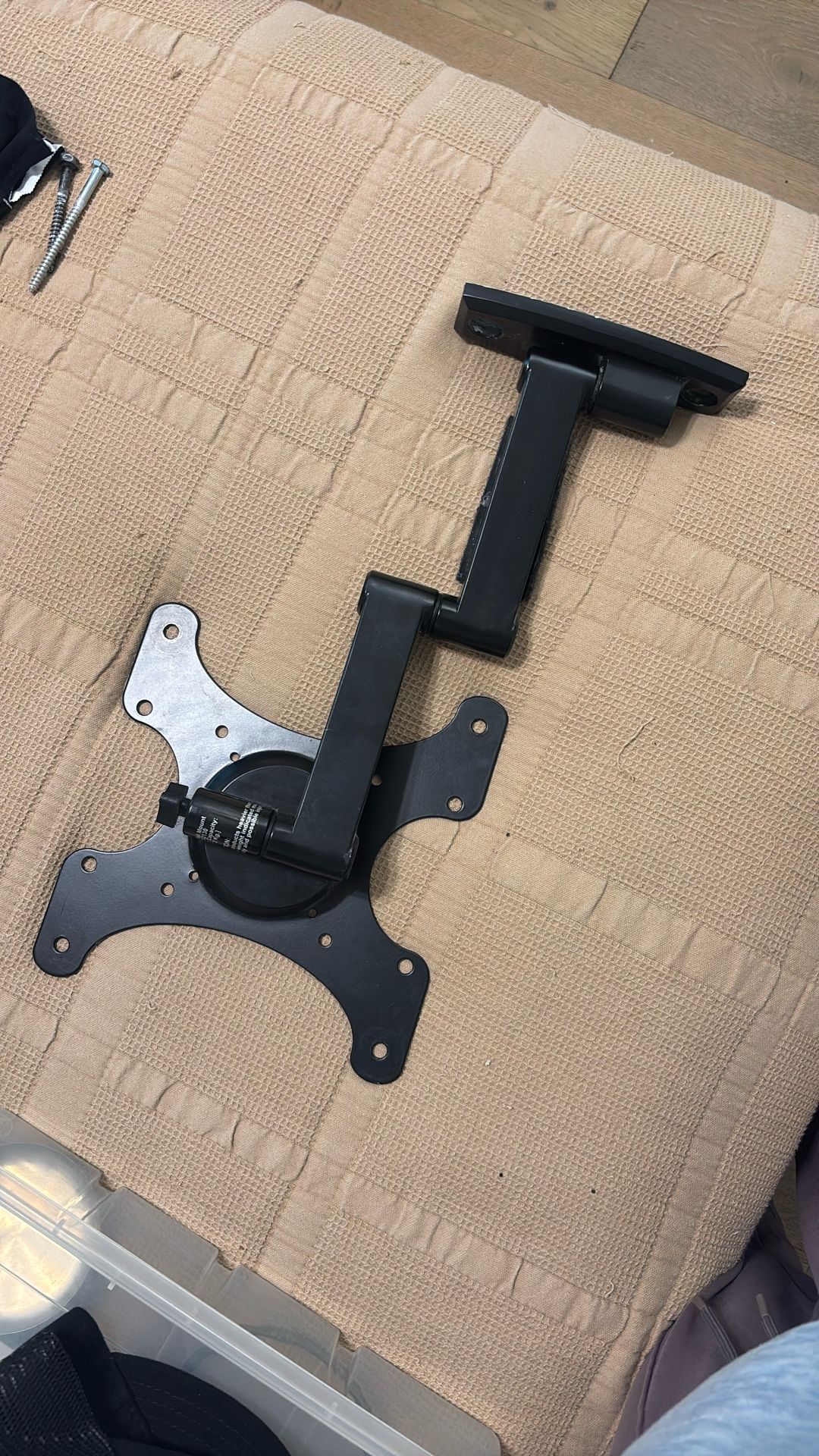 TV Mount !! Used But Still STRONG