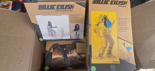 Billie Eilish Collectible Figure Set (3 Boxes)