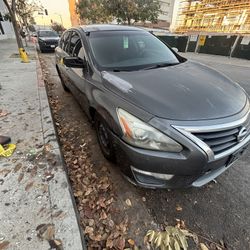 2015 Nissan Altima S 