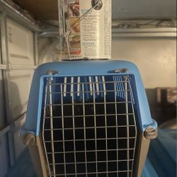 Small Size Pet Crate Like New 