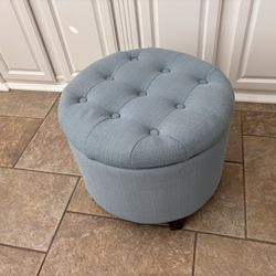 ++Ottoman with inside storage++ 