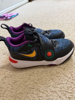 Nike kids basketball shoes