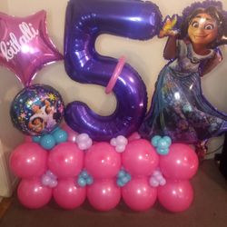 Encanto Mirabel Balloon Bouquet 