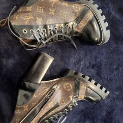 Louis Vuitton Leather  Lace Up Boots 