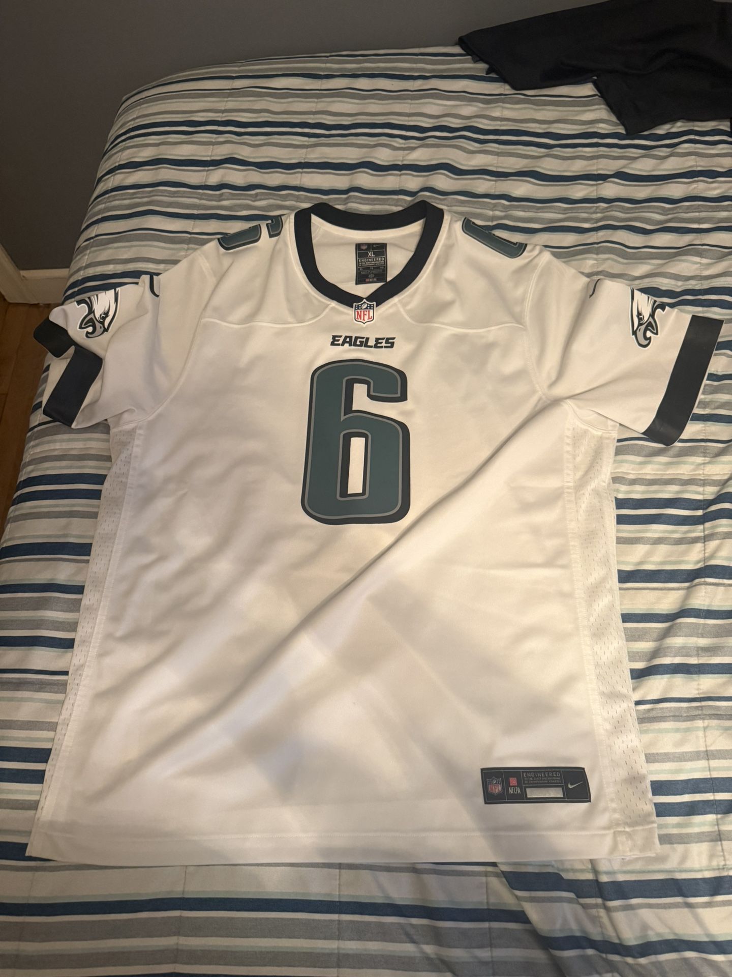 Smith Eagles Jersey