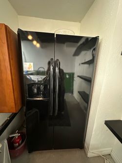 Black Fridge
