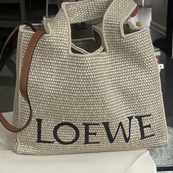 Loewe Women's Paula's Ibiza medium Raffia Tote Bag #tote bag 