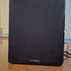 Insignia Subwoofer.. Barely used.