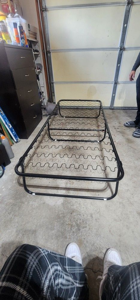 Twin Size Bed Cot