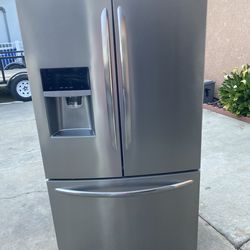 Frijidaire fridge