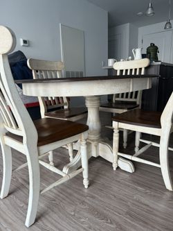 Solid Hardwood Extendable Round Dining Table And Chairs