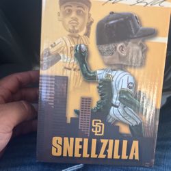 Snellzilla Bobble Head 