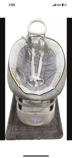 Graco Sense2Soothe Swing with Cry Detection - Slightly Used