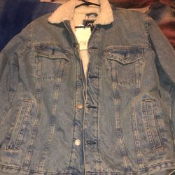 Zara blue denim jacket with fur
