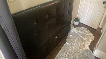 Black bed frame board