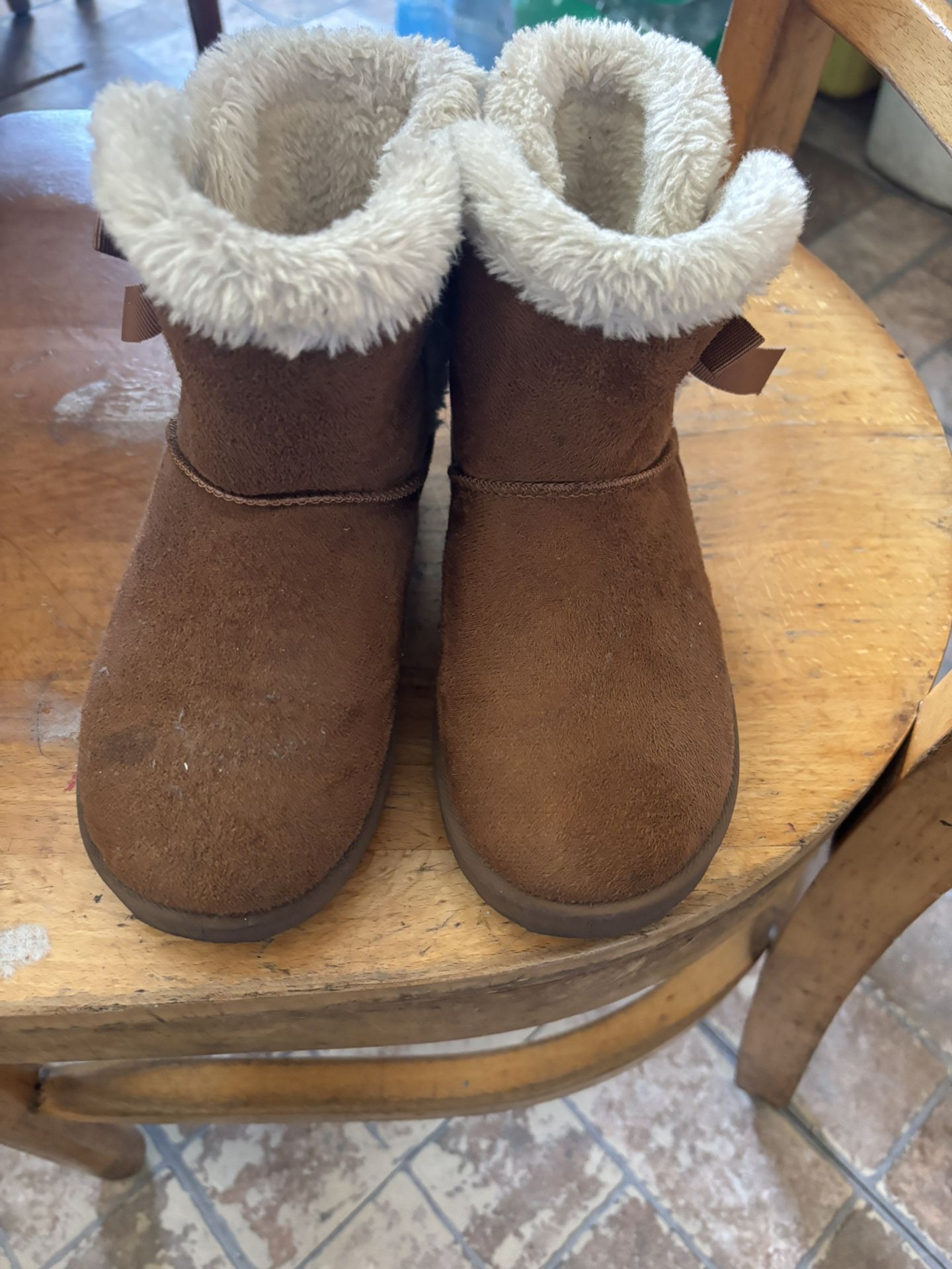 Size 13 Used fall boots