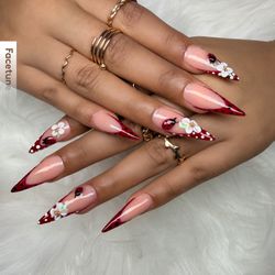 Nails 