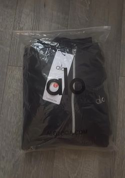 Black Alo Quarterzip set (Small and Medium)