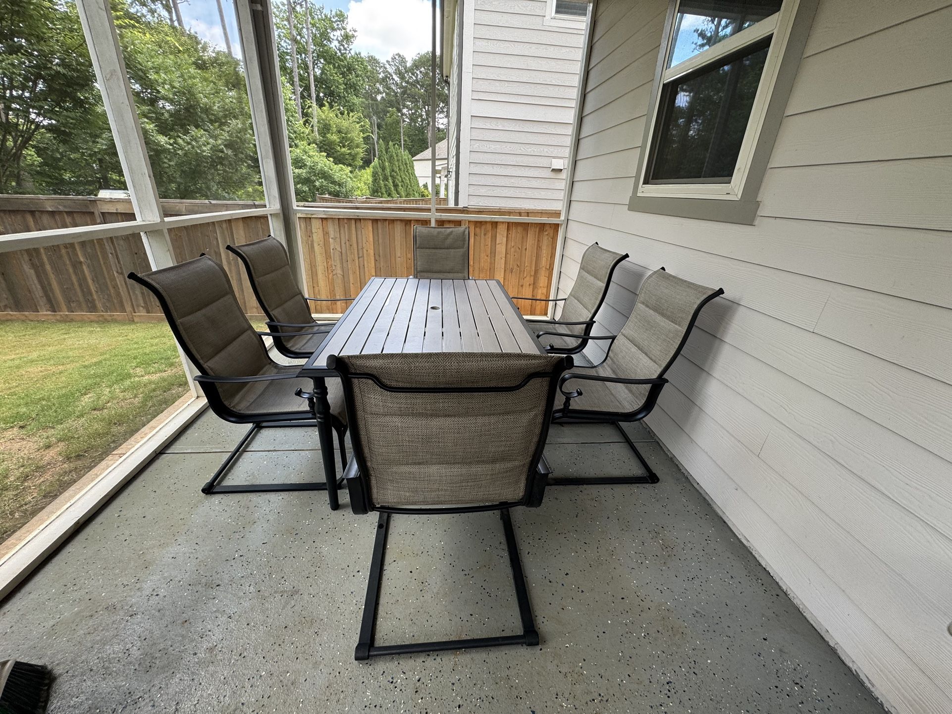 Outdoor Dining Set