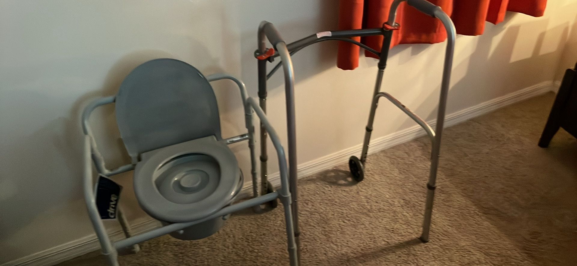 Bedside Commode And Walker 