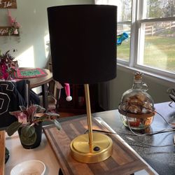 Table Lamp W/usb