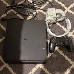 PS4 Bundle Console Controller Headset Ready to Play