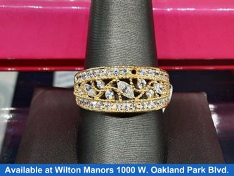 Women's Ring - Yellow Gold 14k (.585) 3.8 grams Size 8.5