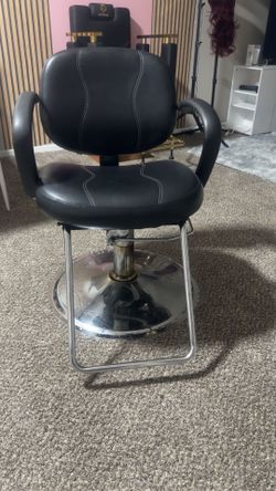 Salon chair
