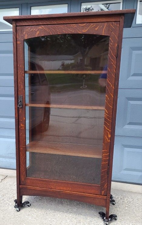 Stickley China Cabinet