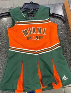 Cheerleading outfit