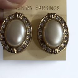 Vintage Earrings 
