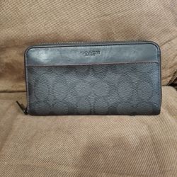 Coach  Lady Wallet 