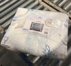 Sweet Home Collection Quilt King Size Embroidered Oversized Soft And Luxurious Quilt Set With Shams