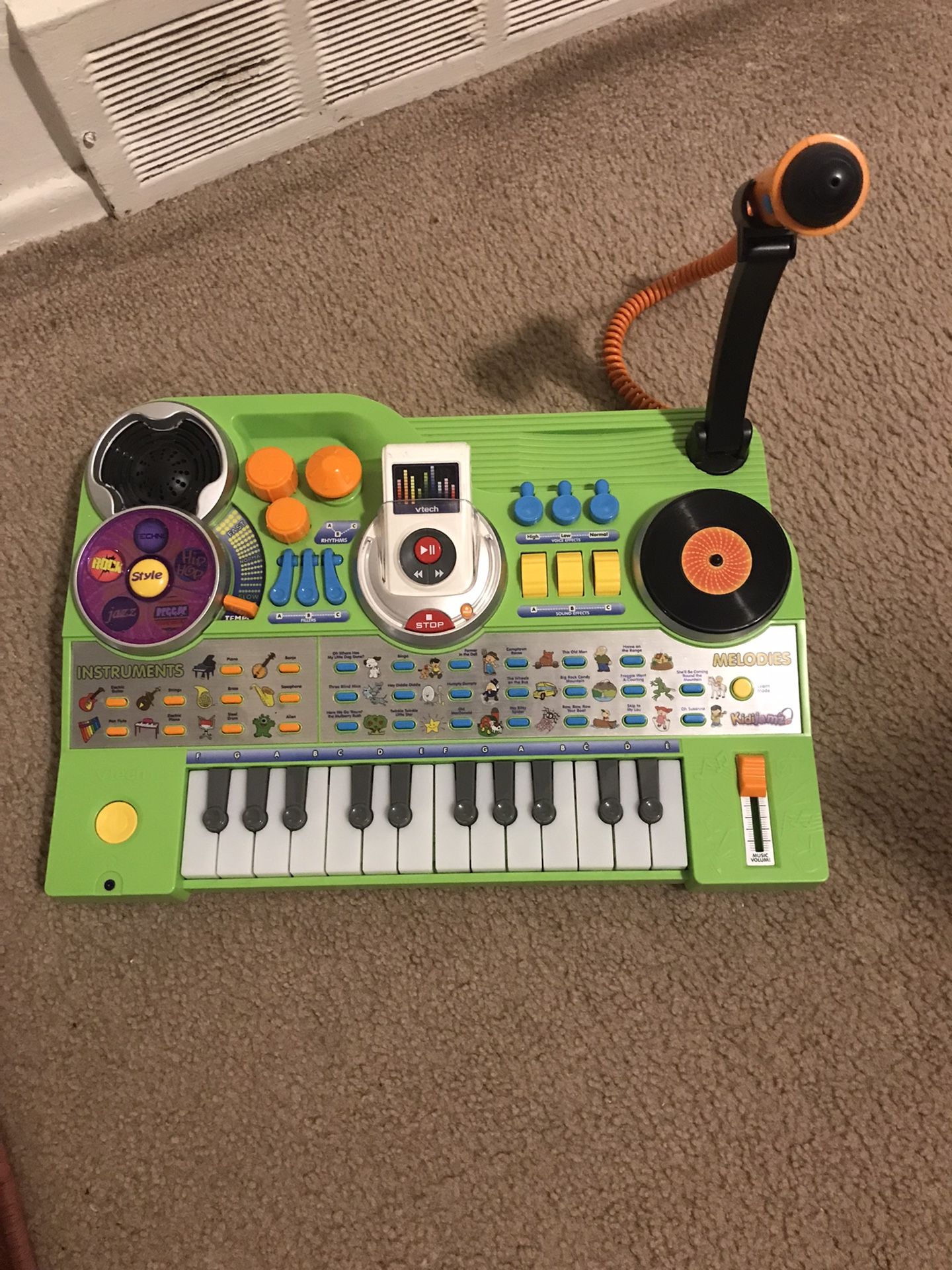 VTech KidiJamz Studio Interactive with 20+ Songs