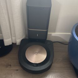 IRobot Roomba S9+ Self-emptying Vaccume Robot Refurbished