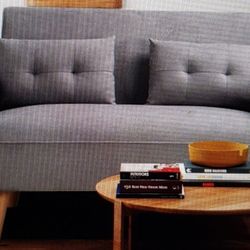 Like New Loveseat Sofa Couch Pets & Smoke Free Apartment(Dimensions In The Picture) 