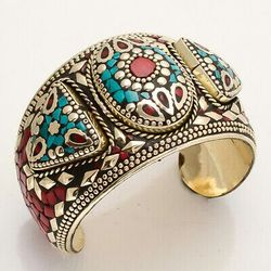 Torques Bangle