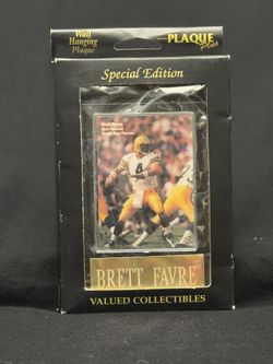 Limited Edition Brett Favre Card Wall Plaque 