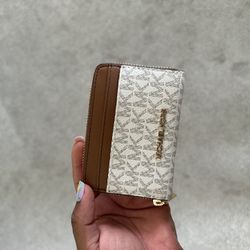 Micheal Kors Wallet