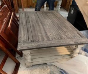 2pc coffee table with side table