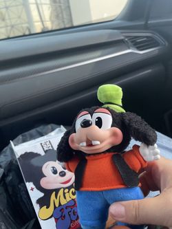 Mickey Family Pop Mart Labubu 