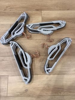 40ps plastic hangers