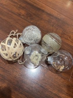 Christmas Tree Decor