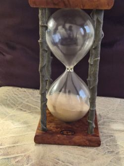 Vintage C. & Co. U.S.A. Hourglass Sand Timer – Burl Wood & Wrought Iron (10")