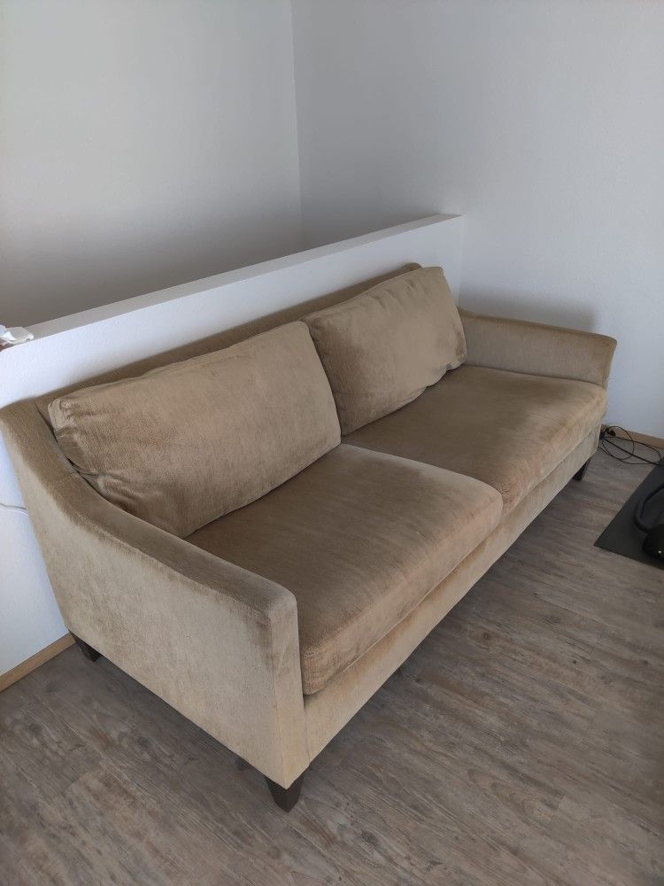 Free Ethan Allen Couch