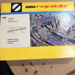 N Scale Arnold Rapido 0851